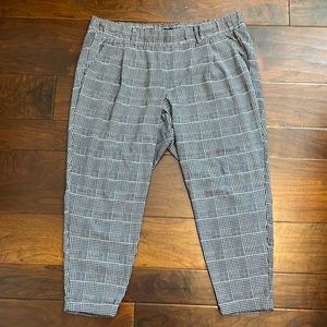 Torrid Houndstooth Pant